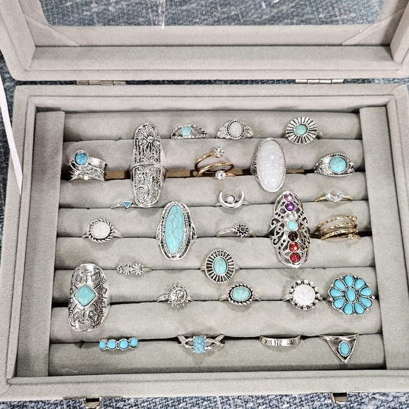 27 Pcs Cocktail Rings - Picture 2 of 4